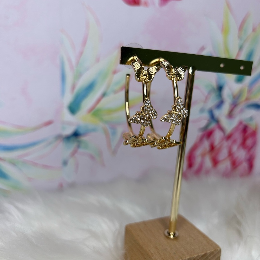 Gold plated Butterfly Fly earrings✨